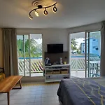 Studio Cocosoleil Balcon vue mer au Manganao